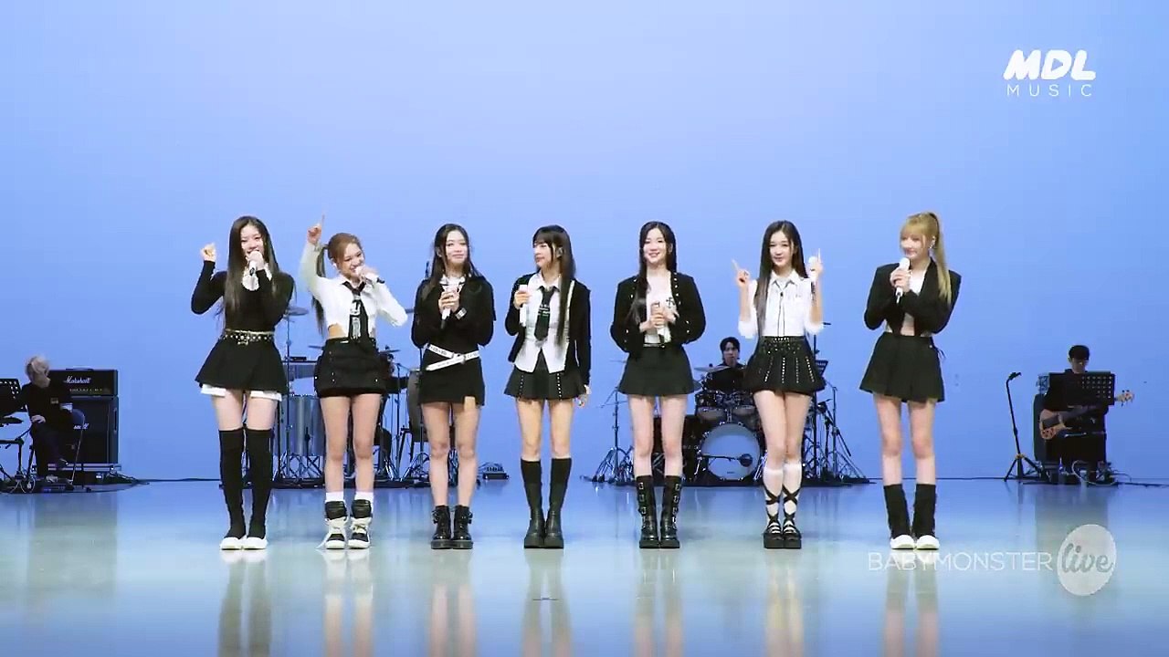 "Electrifying Performance: BABYMONSTER SHEESH Band Live in Concert"