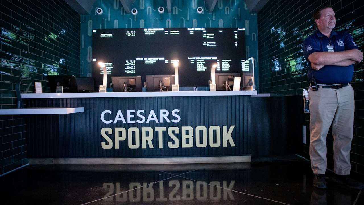 Caesars CEO Discusses Challenges of Sports Betting Regulation