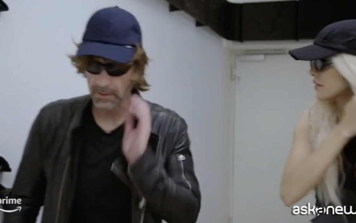 Raoul Bova e Rocìo Munoz Morales irriconoscibili in "Celebrity Hunted 4": il video