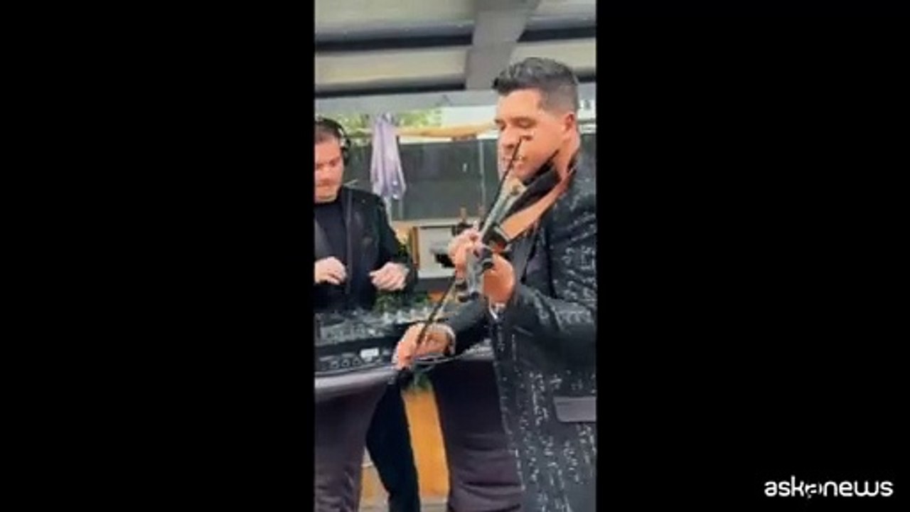 Il duo francese Karl Soon e Thx Violin firma l'omaggio a Tuta Gold