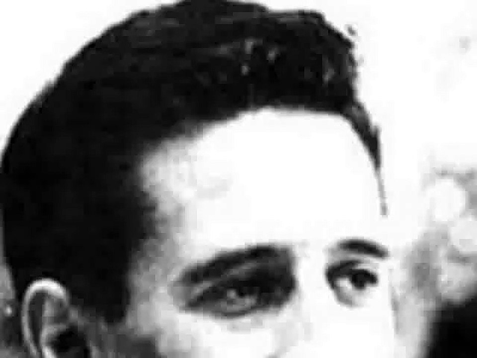 Alta hora de la noche, de Roque Dalton, recitado por Julio Cortázar