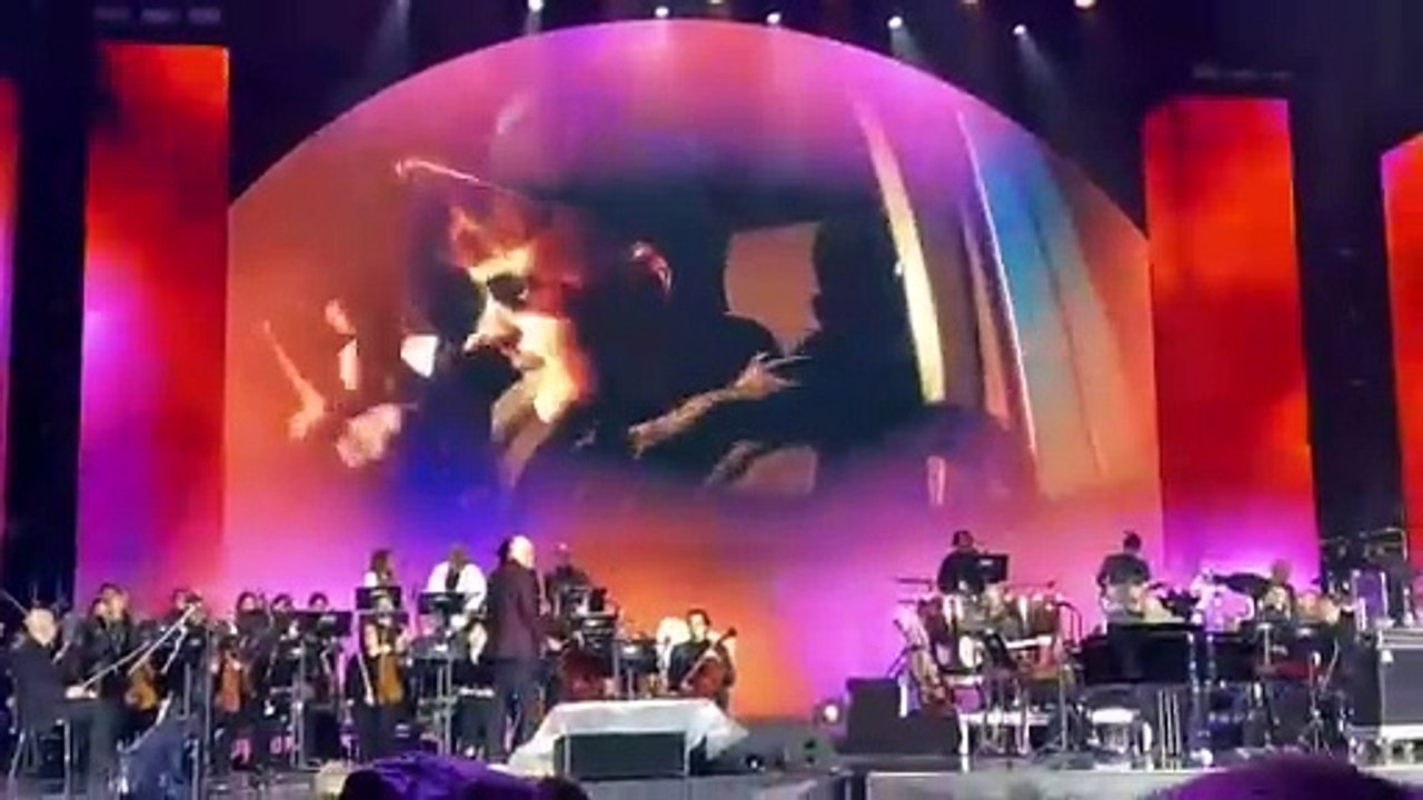 Milano, concerto Radio Italia Live: il boato per Geolier