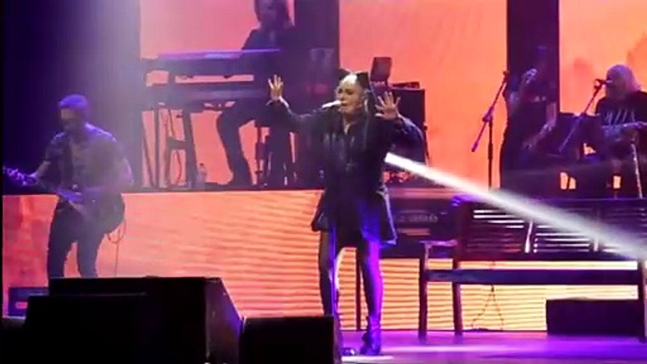 Loredana Bertè al Brancaccio, sold out e grandi applausi: «Ciao Roma, finalmente ci incontriamo!»