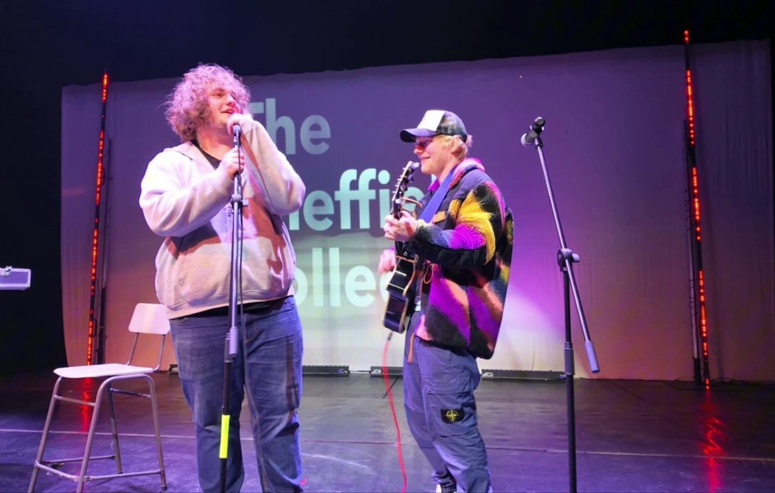 Ed Sheeran surprises Sheffield students with visit