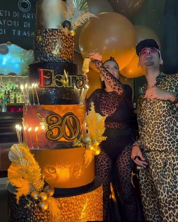 Elettra Lamborghini festeggia 30 anni: il video