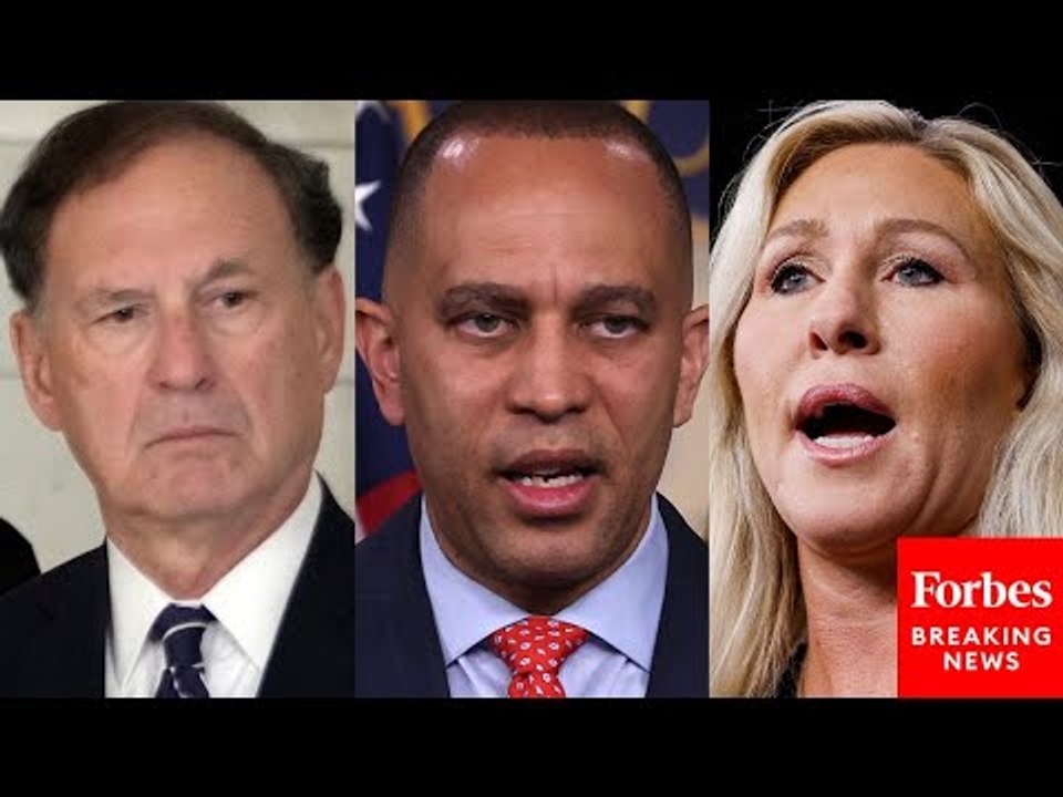 JUST IN: Hakeem Jeffries Blasts Marjorie Taylor Greene, Samuel Alito At Press Briefing