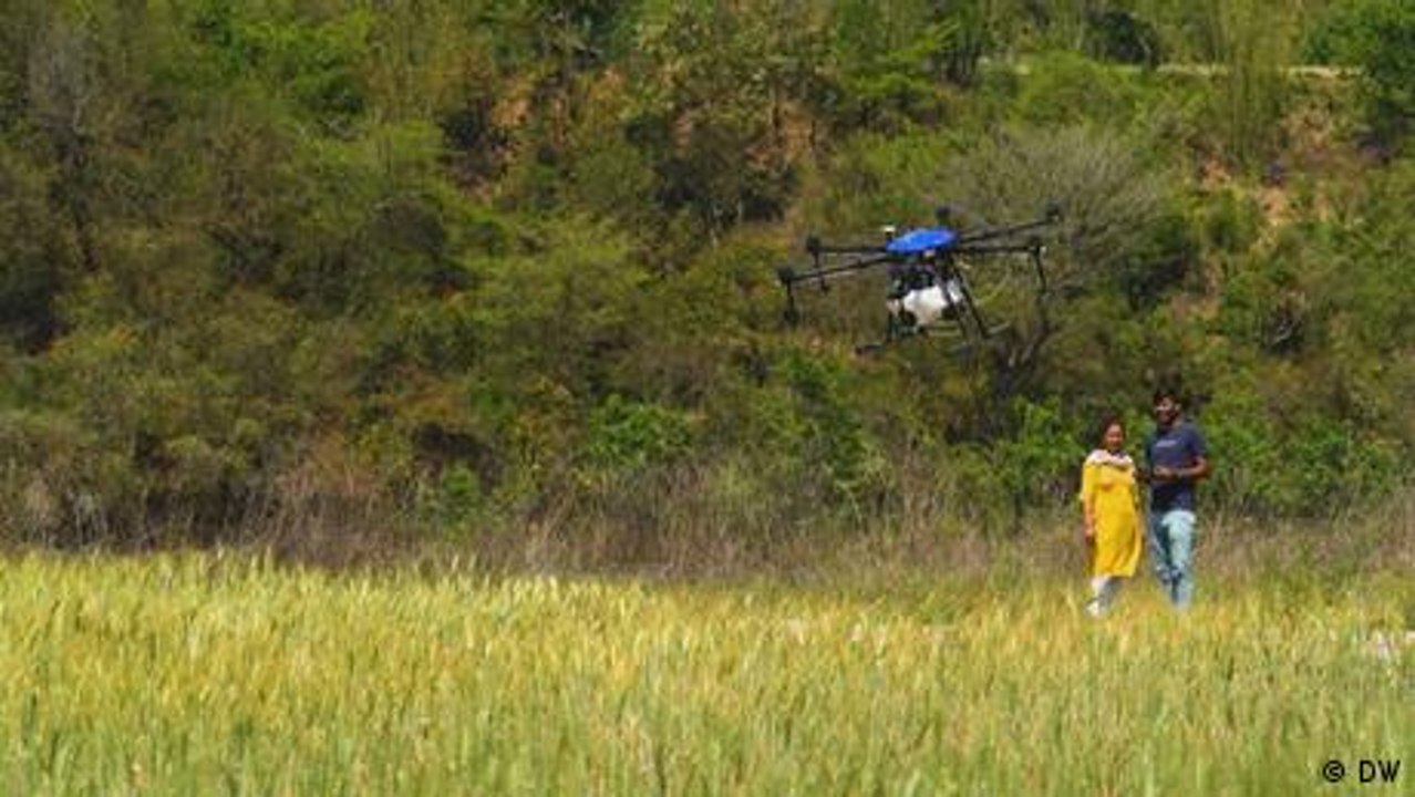 Indische Frauen werden Drohnenpilotinnen