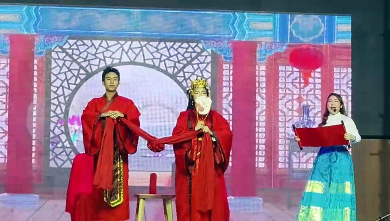 中华文化 展魅力 观众掌声连连。2/2