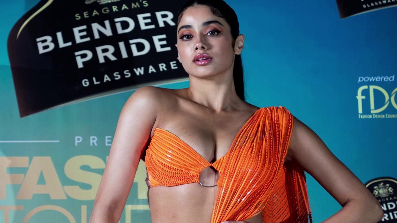 Janhvi Kapoor | Janhvi kapoor hot video, janhvi kapoor sexy video hot sexy