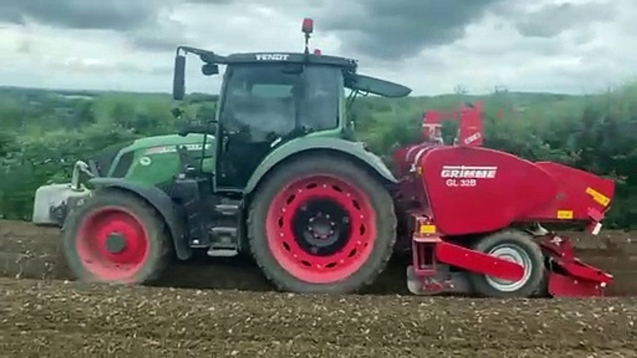R J Wilson planting potatoes at Glasker, Co Down