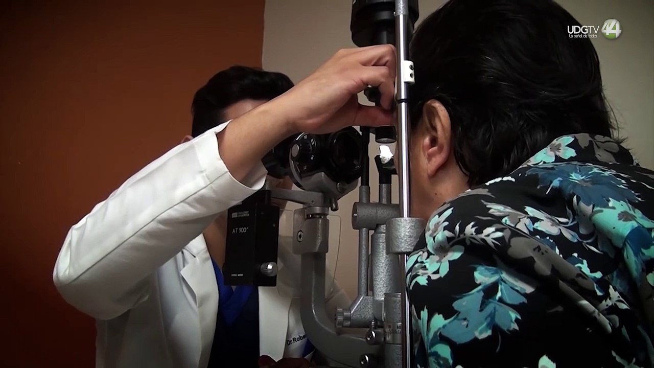 Ocho de cada 10 personas se automedican antes de acudir con el oftalmólogo