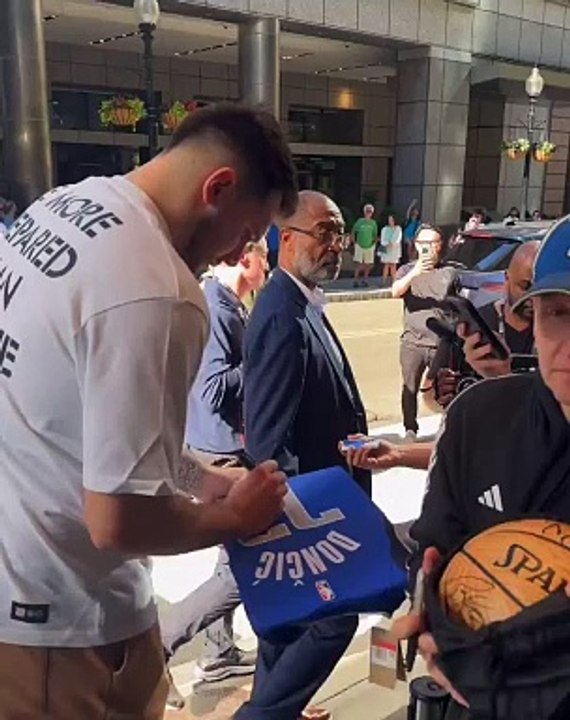 Luka Doncic causó furor en Boston