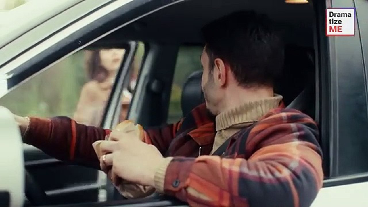 Girl_Puts_Catcaller_In_Place___@DramatizeMe(360p)