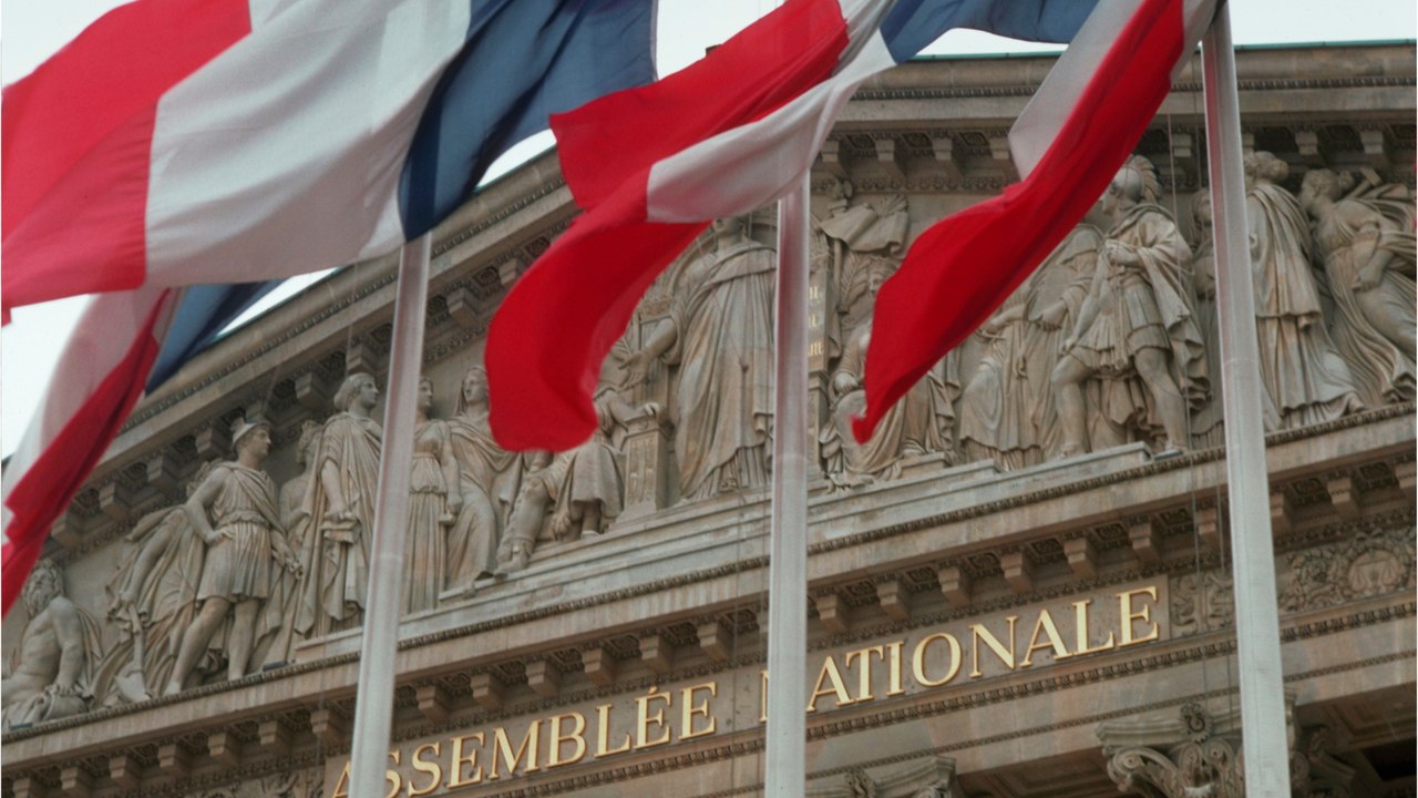 Dissolution de l'Assemblée nationale : définition, procédure et conséquences
