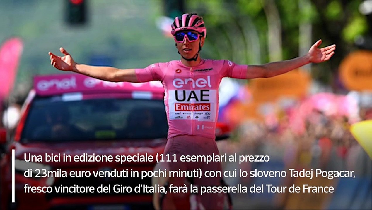 Non solo moda ma anche superbici in mostra a Firenze (compresa quella speciale che il re del Giro Pogacar userà per la passerella del Tour de France)