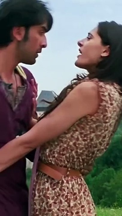 Ranbir Kapoor kissing scene