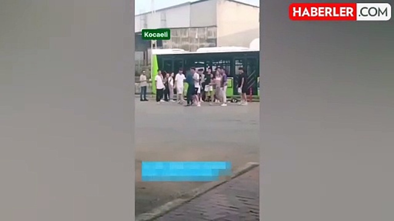 Fenomen Kandıralı Ferdi, iki kadınla kavga etti