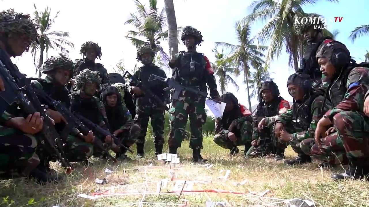 Prajurit Menart 2 Marinir Lakukan Latihan Pertempuran