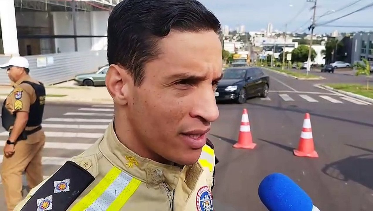 Entrevista com o tenente Tiago Alves, do Corpo de Bombeiros, sobre colisão entre ônibus e Honda Biz em Umuarama