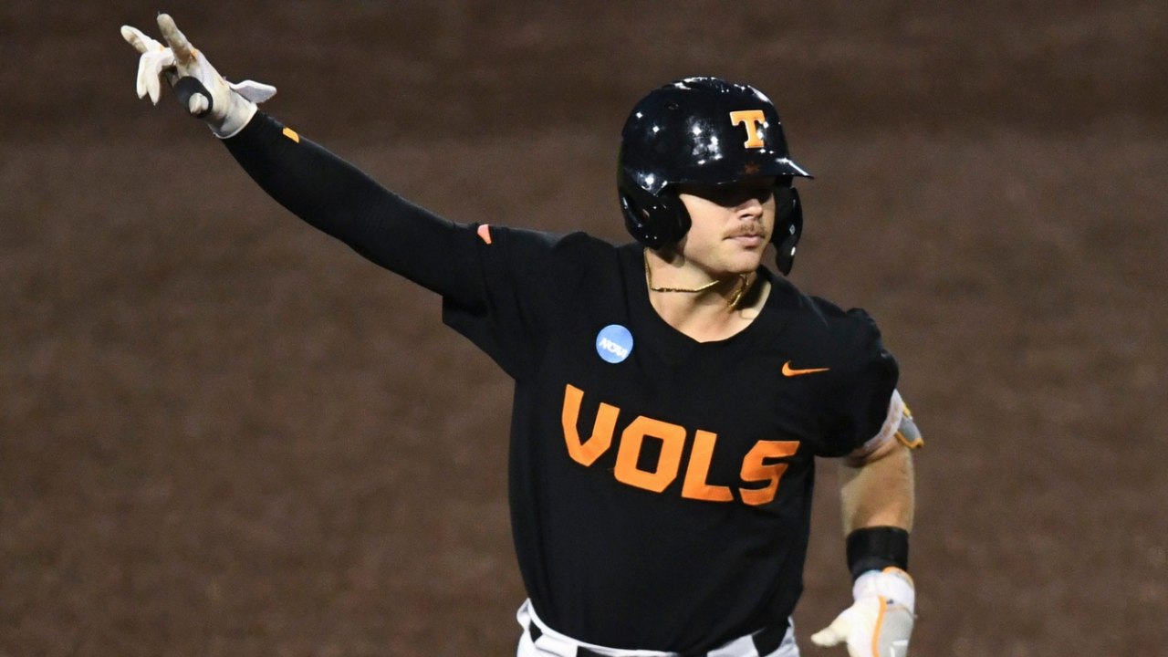 Men's College World Series: FSU Shines with Victory & Updated Schedule 📅