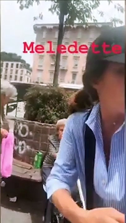 Milano, Emanuela Folliero denuncia lo scippo alla madre 90enne: "Non si pu? andare in giro, derubata una persona disabile