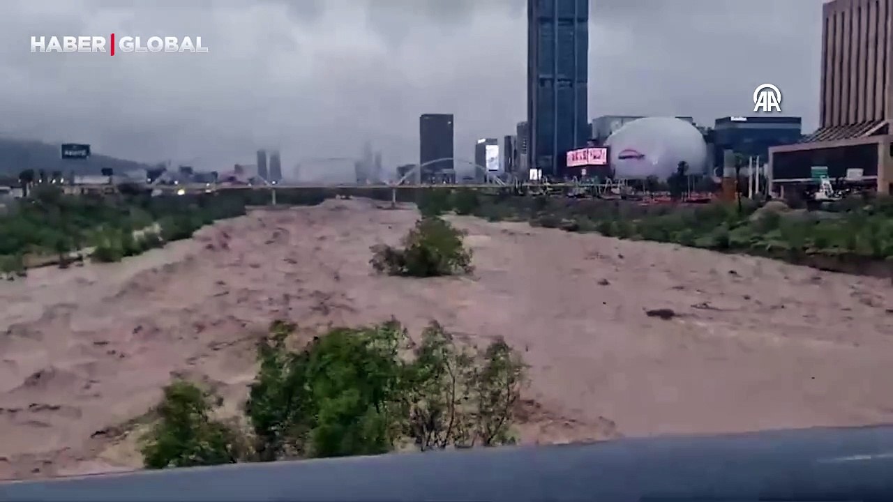 Meksika'da Alberto tropikal fırtınası ülkeyi savaş alanına çevirdi