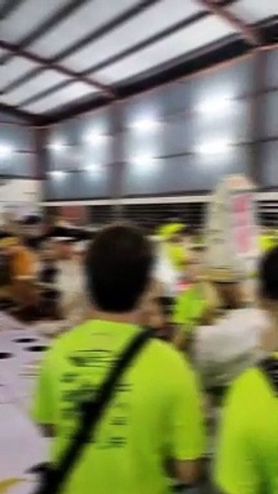 神庙神诞 “大开眼界” 乩童聚集 玩鱼虾蟹