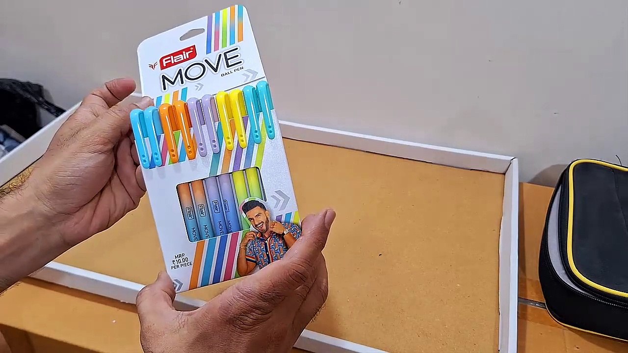 Unboxing and Review of FLAIR Move Ball Pen for students