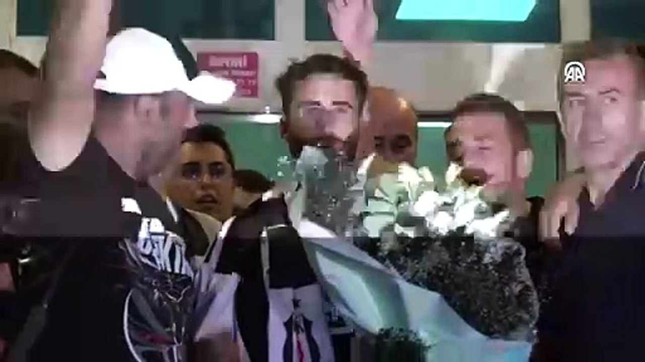 Beşiktaş'ın yeni transferi Rafa Silva İstanbul'da
