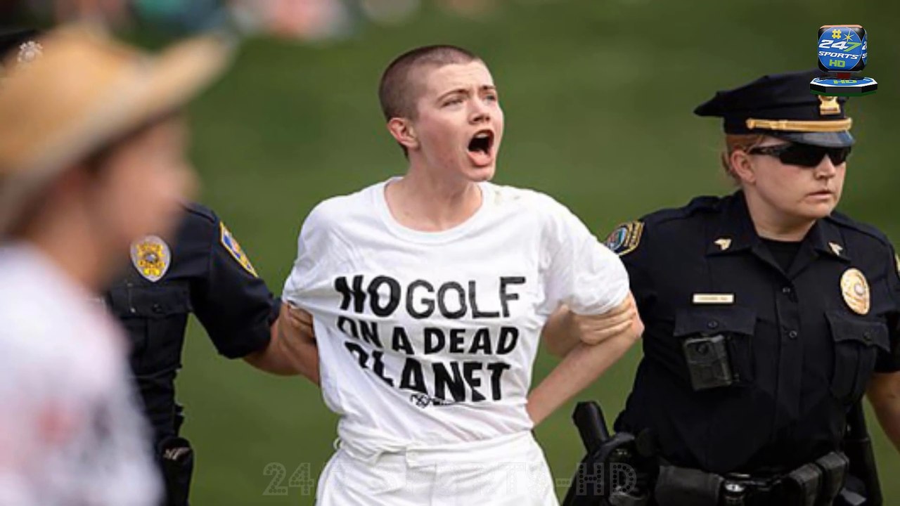 Six Climate Protesters Run on 18th Green and Spray Powder, Delaying Finish of PGA Tour Event