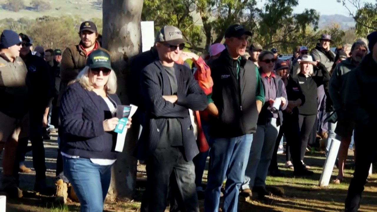 WA farmers protested Gough Whitlam in the 70’s- now they are being called on to bring a convoy in Canberra