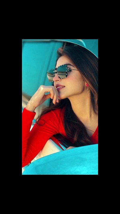 beautiful Actres Kinza hashmi _ Lahore _ o lagdi Lahore Diya _ o lagdi Lahore di aa _ M_T_S_A