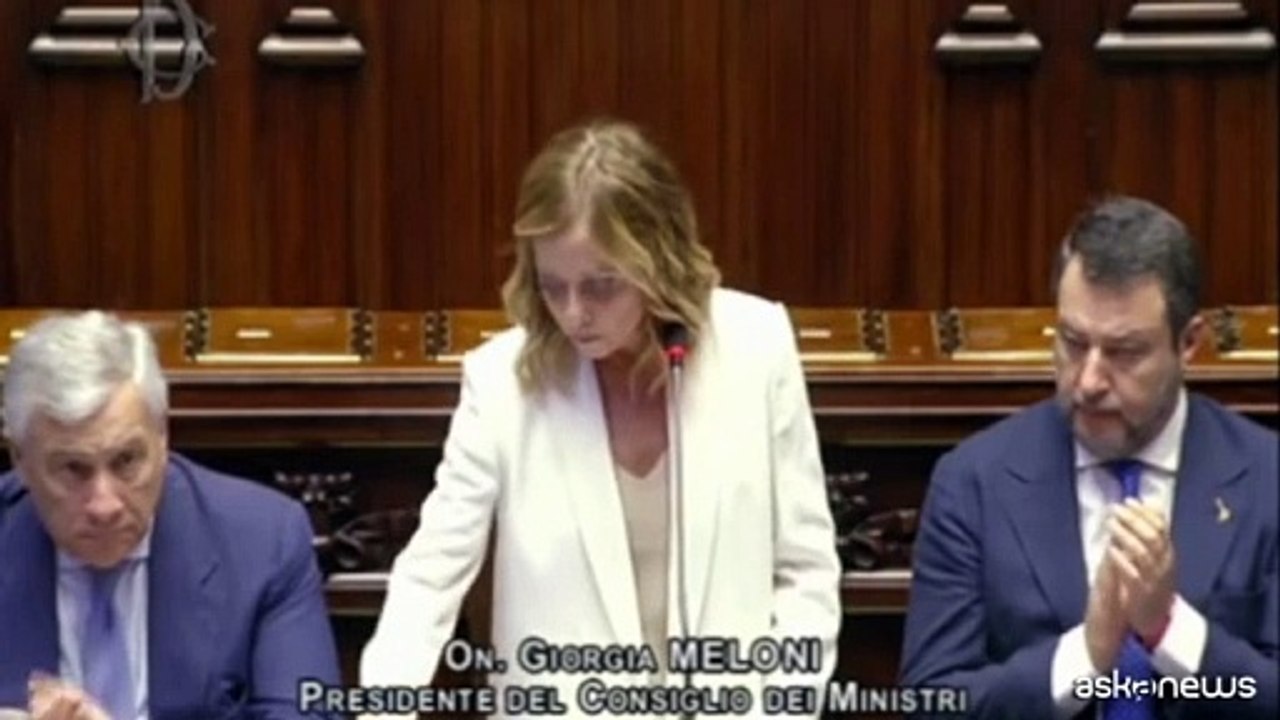 Camera applaude Singh, Meloni ai vicepremier: rag? alzateve pure voi