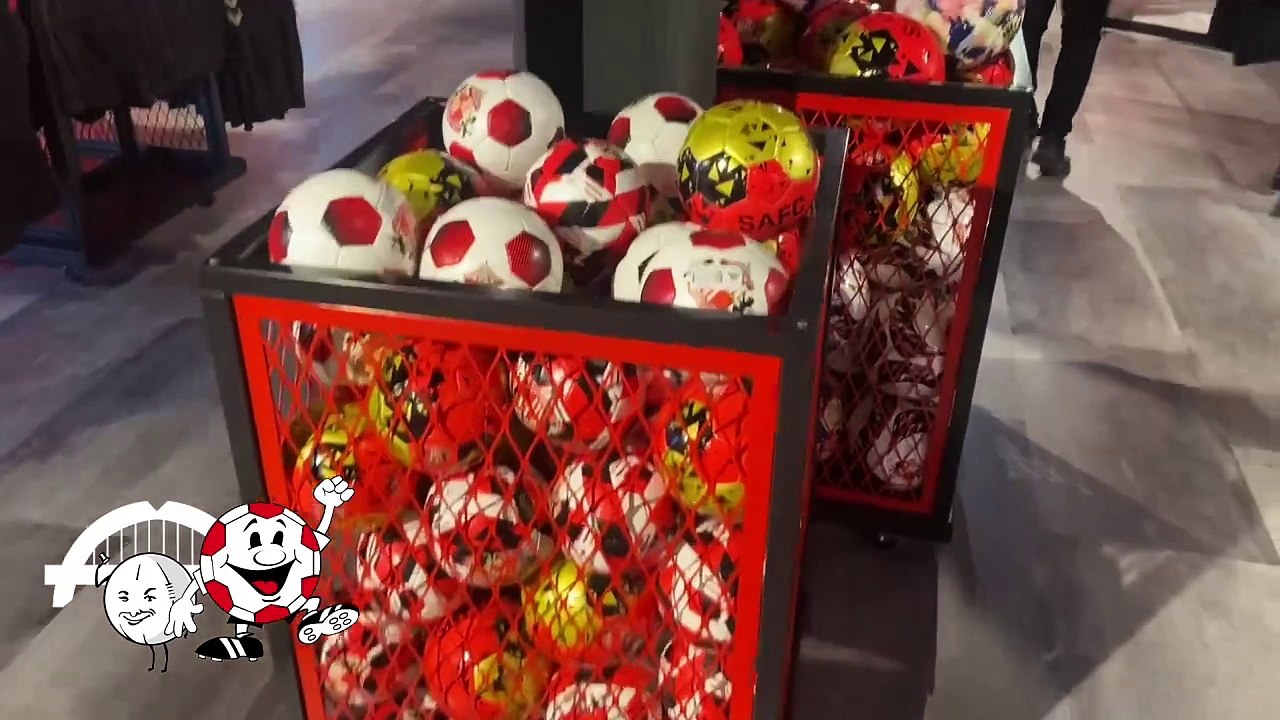 New Sunderland AFC store walkaround