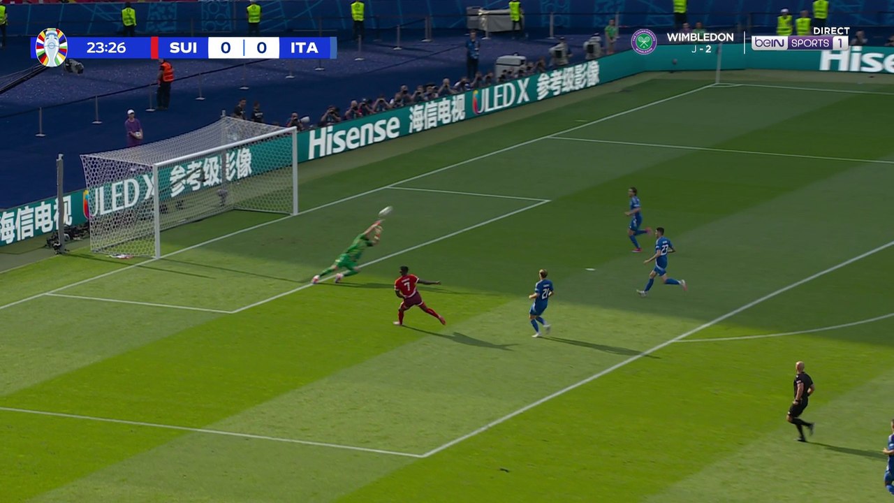 Donnarumma sauve l'Italie !