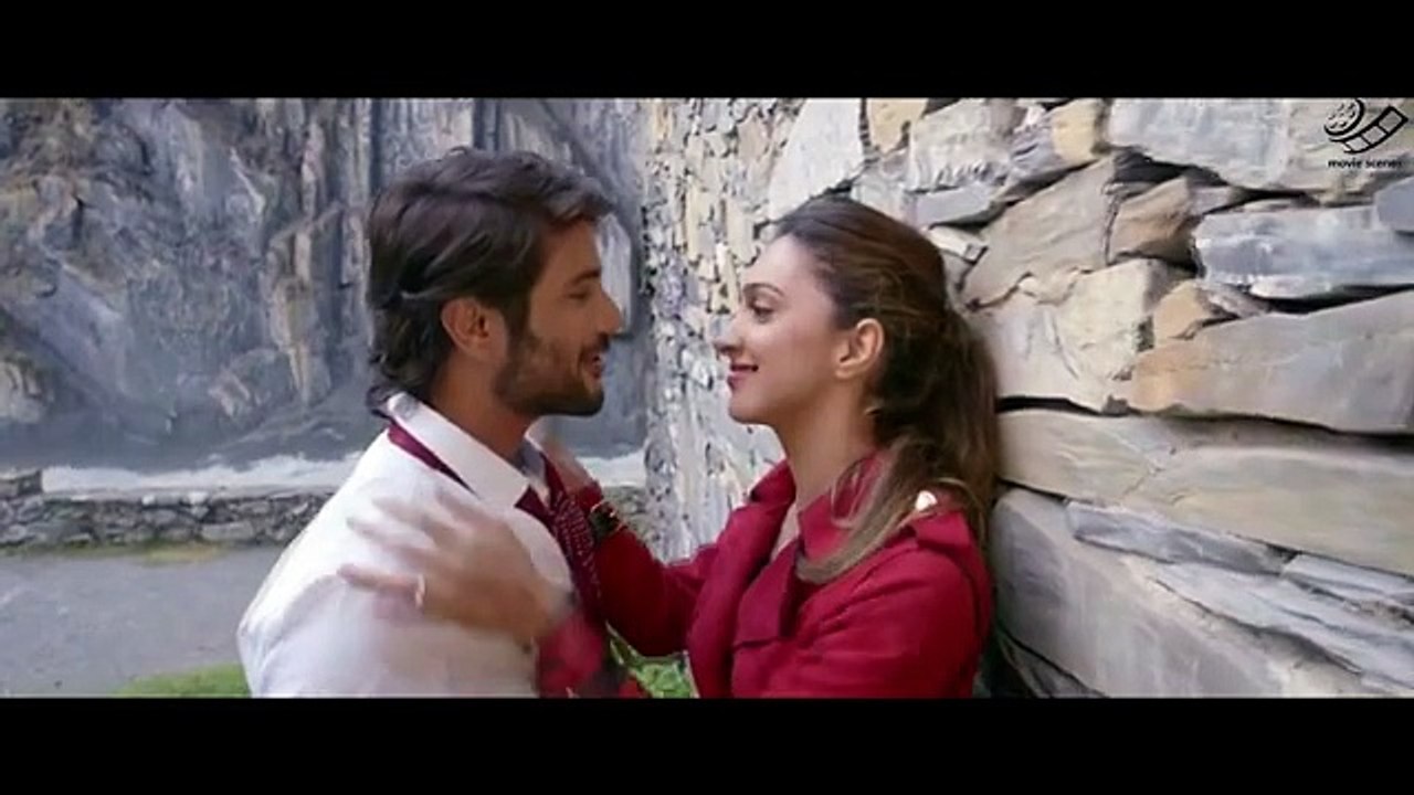 kiara advani -multiple  kiss scene _ Machine  (FHD)!!!!!