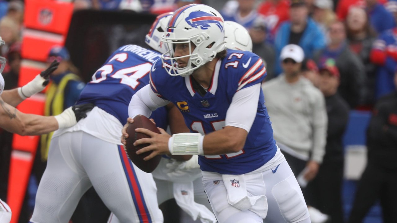Josh Allen's Versatility & Miami's Explosive Offense Analyzed