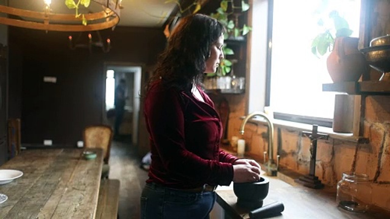 Black Widow of Hayling Island - Trailer