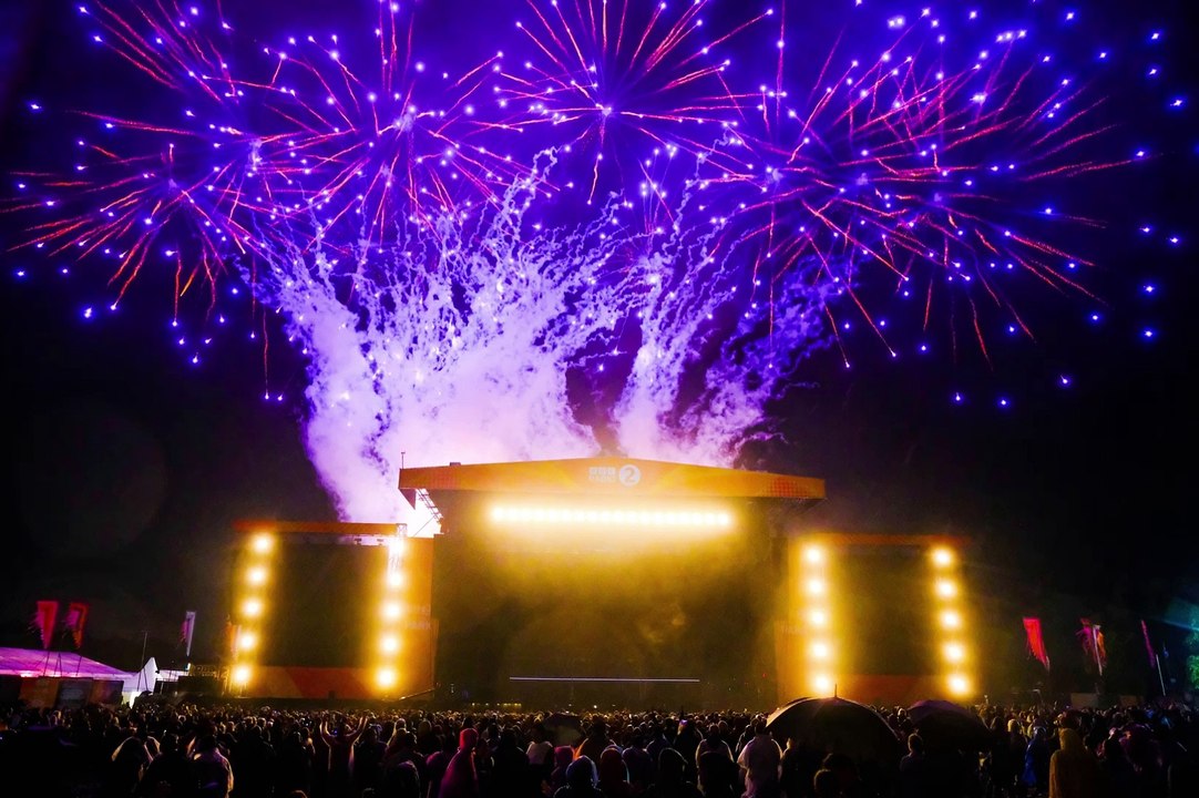 Scott Mills  on Celebrity Race Around the World