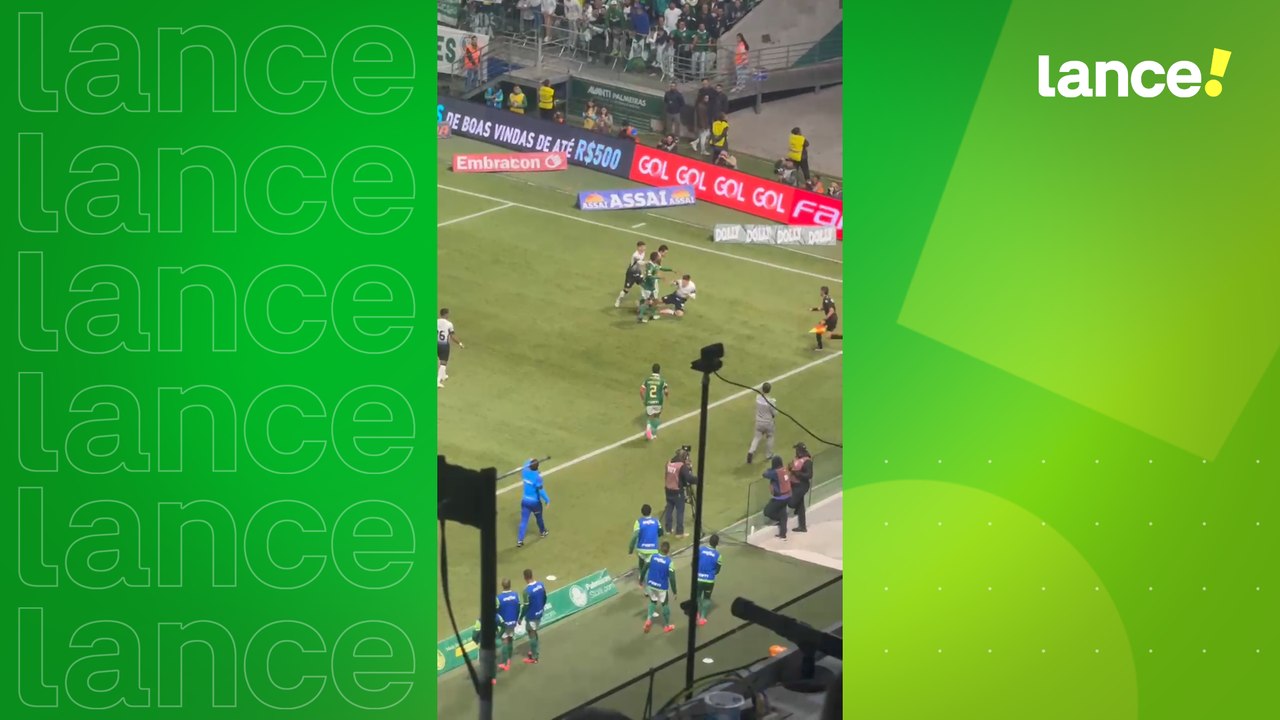 Cartão vermelho para Raphael Veiga