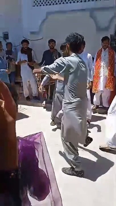 Vopps Wedding Celebration: Joyful Pakistani Punjabi Dance for Peace & Happiness 🎉