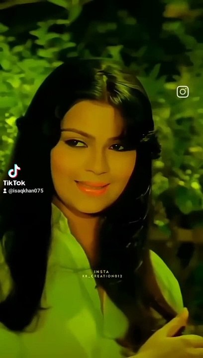 Hum tumhe chahte han aise