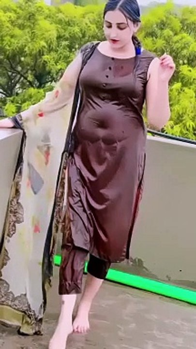 Watch the Viral Lokal Dance Craze Taking Over Social Media! 🎉