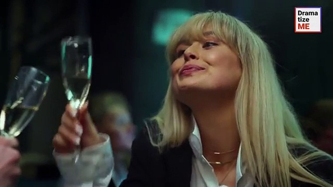 Spoiled_Girl_Rejects_Parking_Guy___@DramatizeMe(360p)