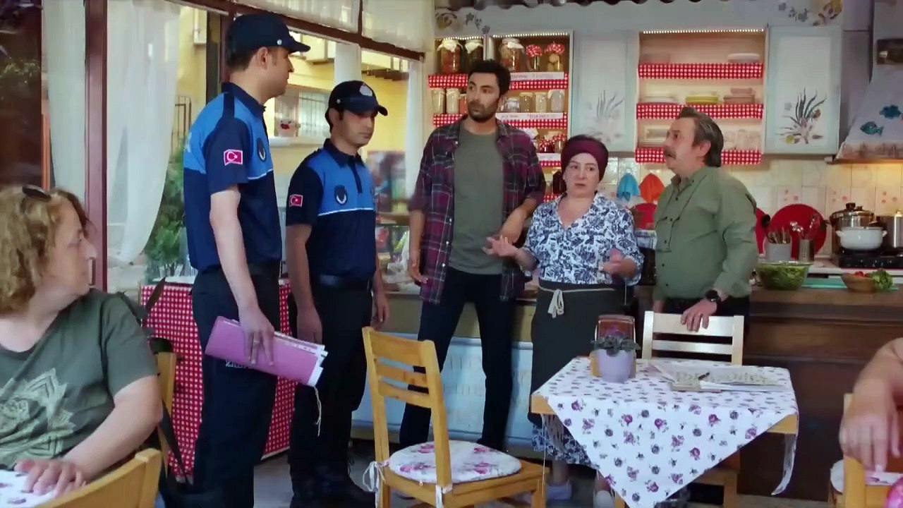 Esqueça-me se puder Ep 11 | Aşk Mantık İntikam novela turca romântica em português