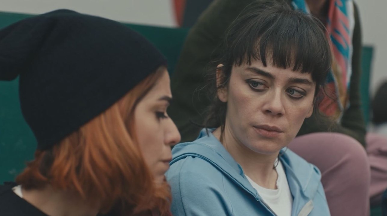 الفناء - الحلقة 5 - مدبلج بالعربية  | Avlu