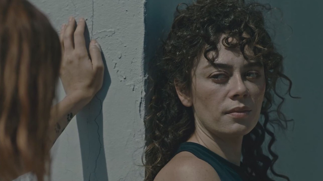 الفناء - الحلقة 38 - مدبلج بالعربية  | Avlu