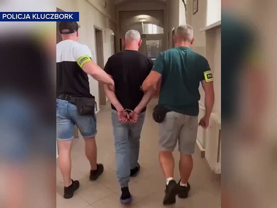 24-latek spacerował po centrum Kluczborka z plecakiem. W plecaku miał pół kilograma narkotyków