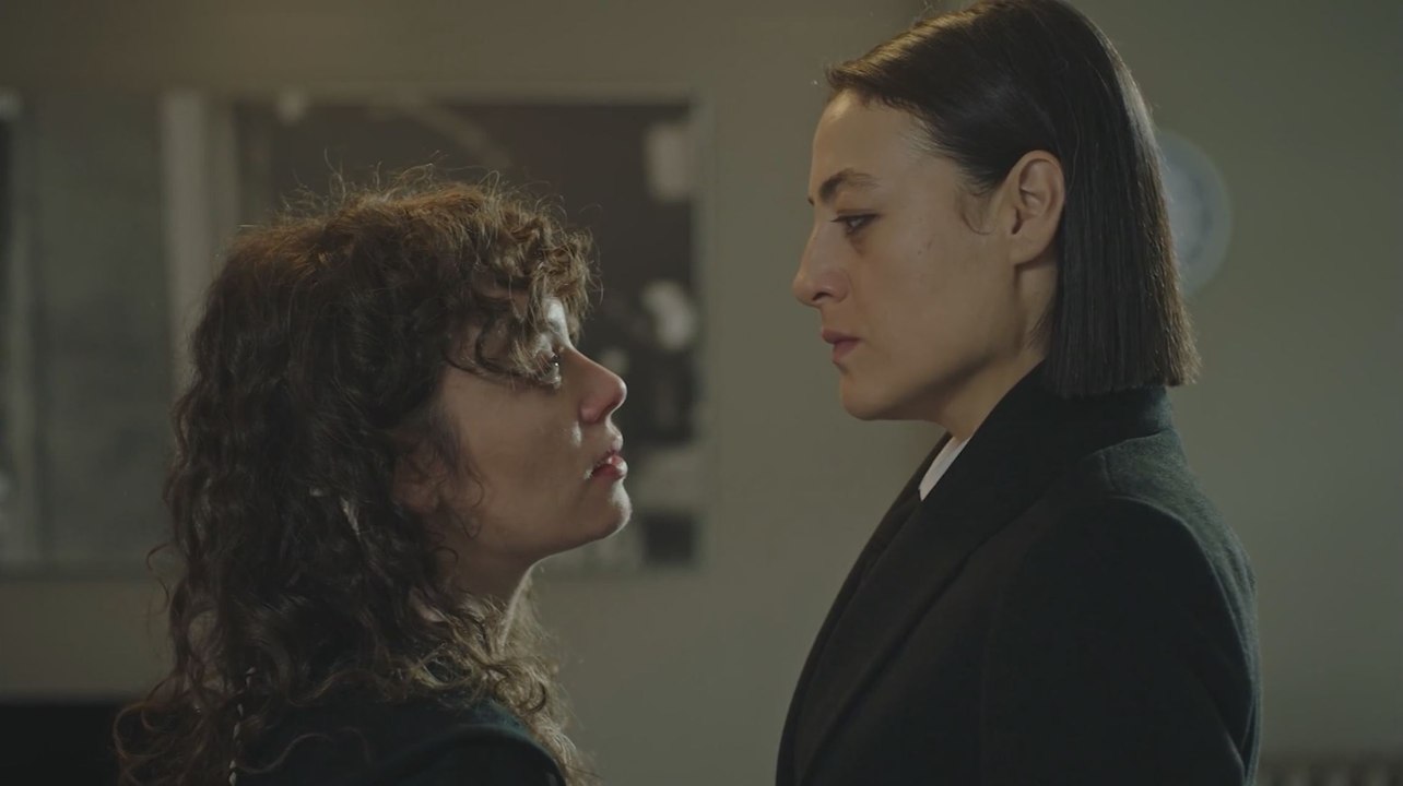 الفناء - الحلقة 65 - مدبلج بالعربية  | Avlu