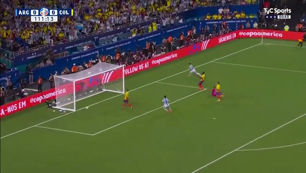 Gol de Lautaro Martínez ante Colombia